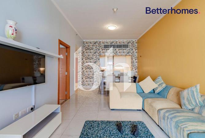 951125 - Property Image 2