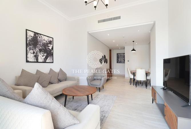 976695 - Property Image 2