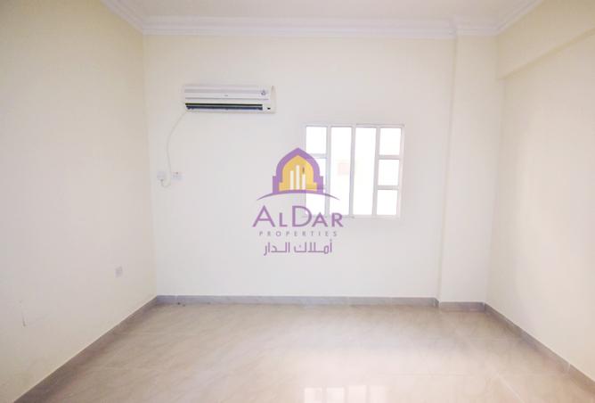 951979 - Property Image 2