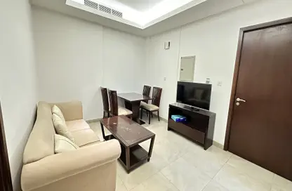 Apartment - 2 Bedrooms - 2 Bathrooms for rent in Umm Ghwailina Comm - Umm Ghuwalina - Umm Ghuwailina - Doha