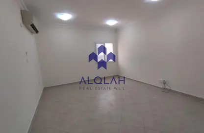 Apartment - 3 Bedrooms - 2 Bathrooms for rent in Al Muntazah Street - Al Muntazah - Doha