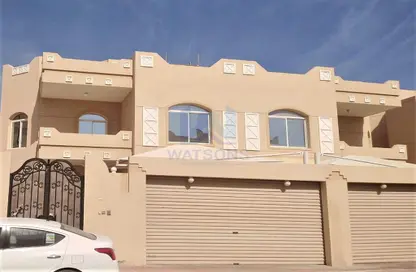 فيلا - 6 غرف نوم - 6 حمامات للايجار في شارع المطار القديم - طريق المطار القديم - الدوحة
