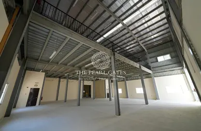 Parking image for: Warehouse - Studio for rent in Birkat Al Awamer - Al Wakra, Image 1