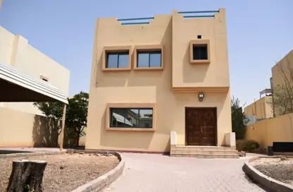 Villa - 3 Bedrooms - 3 Bathrooms for rent in Mesaimeer Road - Abu Hamour - Doha