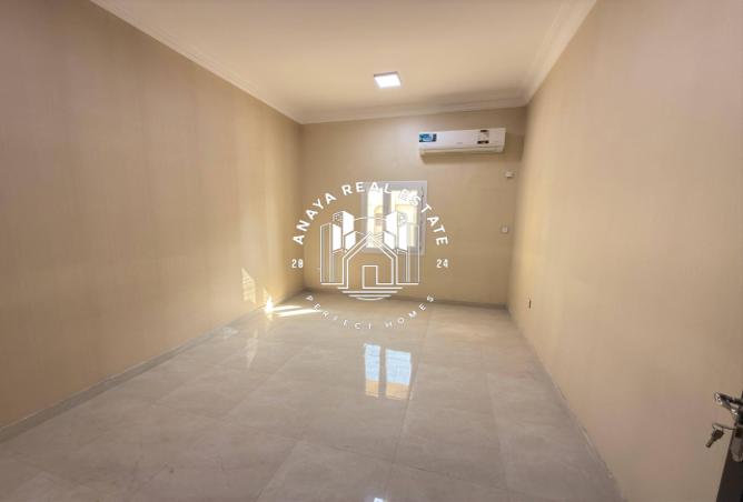956875 - Property Image 3