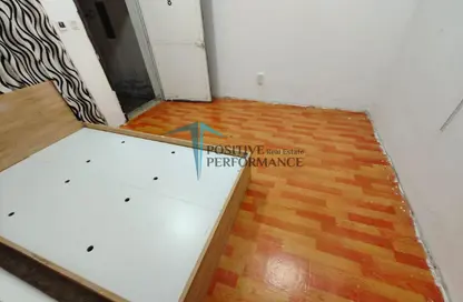 Apartment - Studio - 1 Bathroom for rent in Mamoura 18 - Al Maamoura - Doha