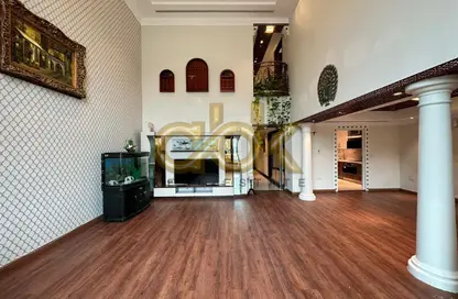 تاون هاوس - 4 غرف نوم - 4 حمامات للايجار في طريق بورتو الشرقي - بورتو أرابيا - جزيرة اللؤلؤة - الدوحة