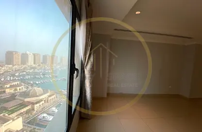 Apartment - 1 Bedroom - 2 Bathrooms for rent in One Porto Arabia - Porto Arabia - The Pearl Island - Doha