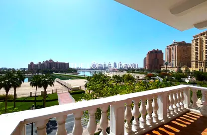 Apartment - 1 Bedroom - 2 Bathrooms for rent in Carnaval - Qanat Quartier - The Pearl Island - Doha