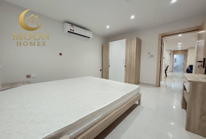 987680 - Property Image 3