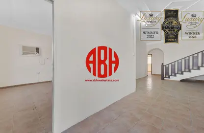 Villa - 5 Bedrooms - 4 Bathrooms for rent in Al Hamraa Street - Al Thumama - Doha