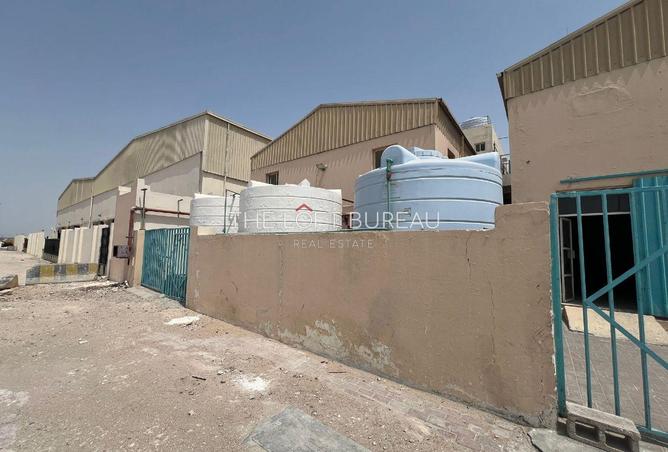 907939 - Property Image 2