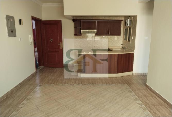994262 - Property Image 2