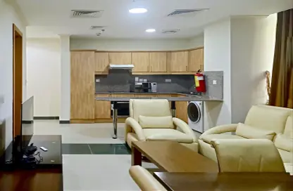 Apartment - 1 Bedroom - 2 Bathrooms for rent in Musheireb - Musheireb - Doha