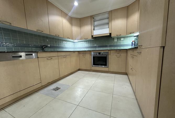 992142 - Property Image 2