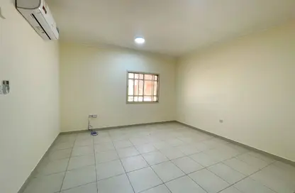 Apartment - 1 Bedroom - 1 Bathroom for rent in Al Kheesa - Al Kheesa - Umm Salal Mohammed