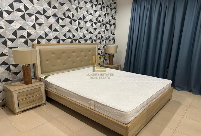 888518 - Property Image 2