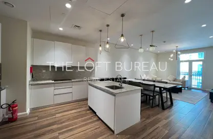 Apartment - 2 Bedrooms - 3 Bathrooms for rent in Floresta Gardens - Floresta Gardens - The Pearl Island - Doha