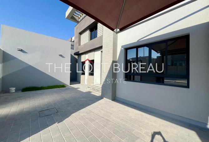 965448 - Property Image 2