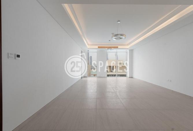 906106 - Property Image 2