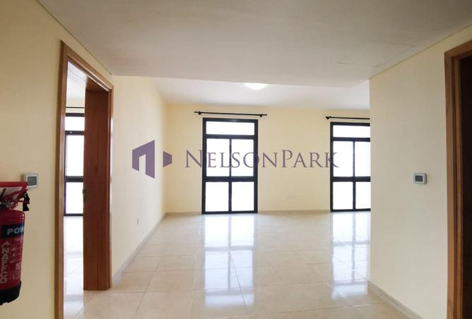 955846 - Property Image 3