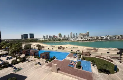 Townhouse - 3 Bedrooms - 4 Bathrooms for rent in Abraj Bay - Abraj Quartiers - The Pearl Island - Doha