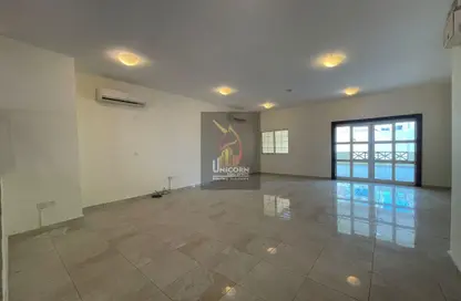 Compound - 4 Bedrooms - 5 Bathrooms for rent in Old Al Rayyan - Al Rayyan - Doha