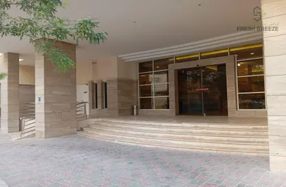 Apartment - 3 Bedrooms - 3 Bathrooms for rent in Fereej Bin Mahmoud North - Fereej Bin Mahmoud - Doha