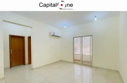 Apartment - 2 Bedrooms - 1 Bathroom for rent in Osama Bin Zaid Street - Al Aziziyah - Doha