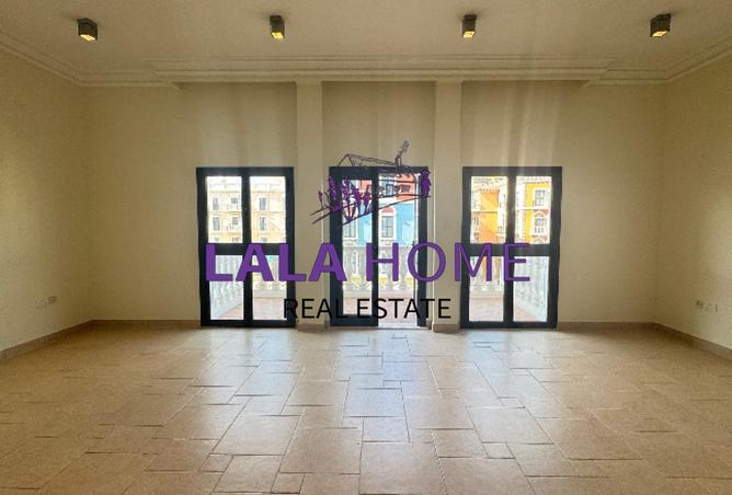 963603 - Property Image 3