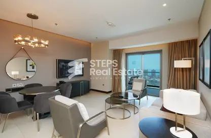 Apartment - 1 Bedroom - 2 Bathrooms for rent in Carnaval - Qanat Quartier - The Pearl Island - Doha