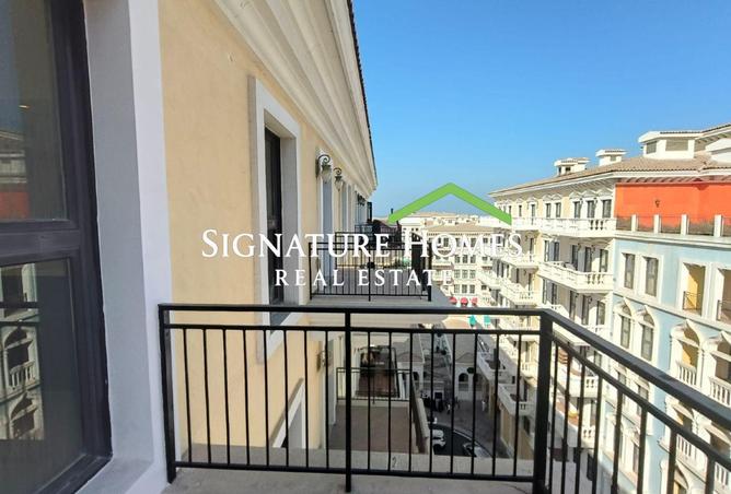 976959 - Property Image 2