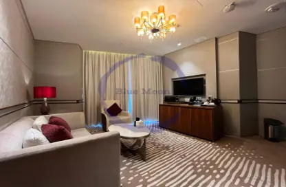 صورة لـ غرفة المعيشة شقق فندقية - غرفة نوم - 1 حمام للايجار في شارع الكورنيش - شارع الكورنيش - الدوحة ، صورة رقم 1