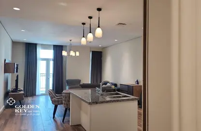 Apartment - 1 Bedroom - 2 Bathrooms for sale in Floresta Gardens - Floresta Gardens - The Pearl Island - Doha