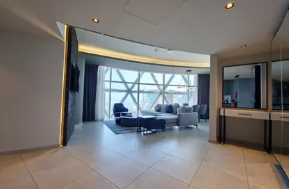 Apartment - 2 Bedrooms - 2 Bathrooms for rent in Marina Tower 02 - Marina District - Lusail