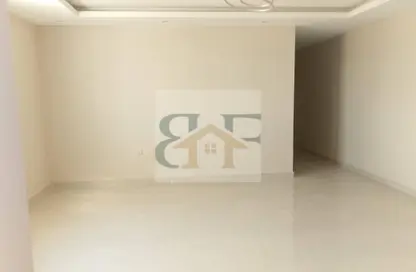 Apartment - 2 Bedrooms - 2 Bathrooms for rent in Fereej Abdul Aziz - Doha
