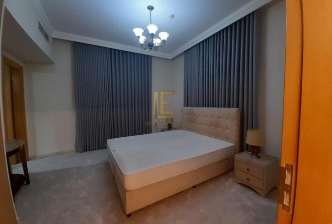 952165 - Property Image 2