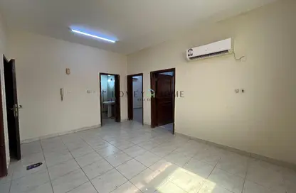 Apartment - 2 Bedrooms - 1 Bathroom for rent in Bin Omran - Fereej Bin Omran - Doha