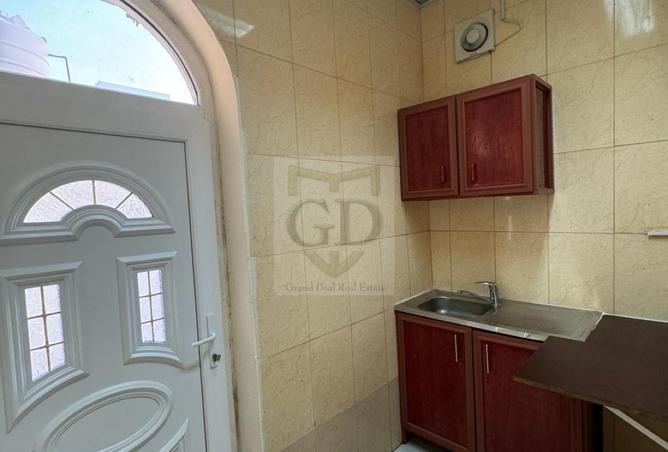 943125 - Property Image 3