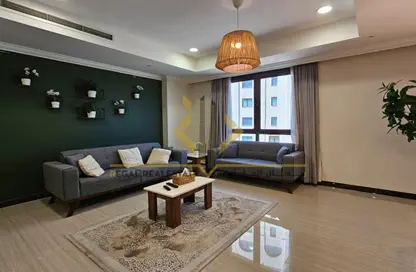 Apartment - 1 Bedroom - 2 Bathrooms for rent in West Porto Drive - Porto Arabia - The Pearl Island - Doha