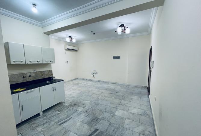 942010 - Property Image 2