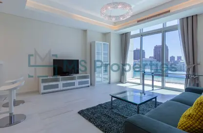 Apartment - 1 Bedroom - 2 Bathrooms for rent in Gewan Island - The Pearl Island - Doha