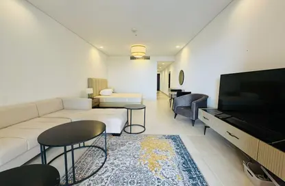 Apartment - Studio - 1 Bathroom for rent in Al Mutahidah Tower - Viva Bahriyah - The Pearl Island - Doha