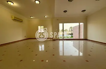 Villa - 3 Bedrooms - 4 Bathrooms for rent in West Bay Lagoon Villas - West Bay Lagoon - West Bay Lagoon - Doha