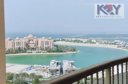 Apartment - 1 Bedroom - 2 Bathrooms for rent in The Pearl Island - Doha