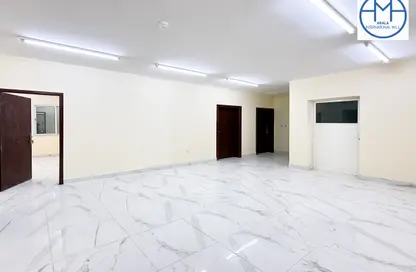 شقة - 3 غرف نوم - 3 حمامات للايجار في منطقة مويثر - الريان - الدوحة