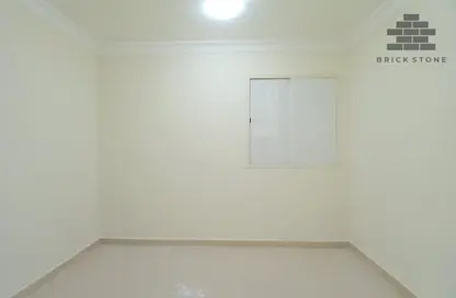 Apartment - 3 Bedrooms - 2 Bathrooms for rent in Salaja Street - Doha Al Jadeed - Doha