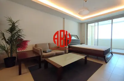 Apartment - Studio - 1 Bathroom for rent in Viva West - Viva Bahriyah - The Pearl Island - Doha