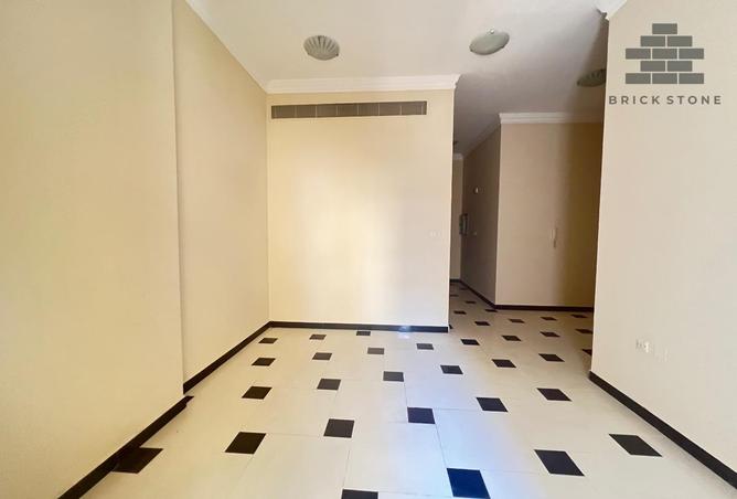 927307 - Property Main Image
