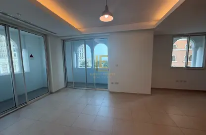 Apartment - 1 Bedroom - 2 Bathrooms for sale in Viva East - Viva Bahriyah - The Pearl Island - Doha